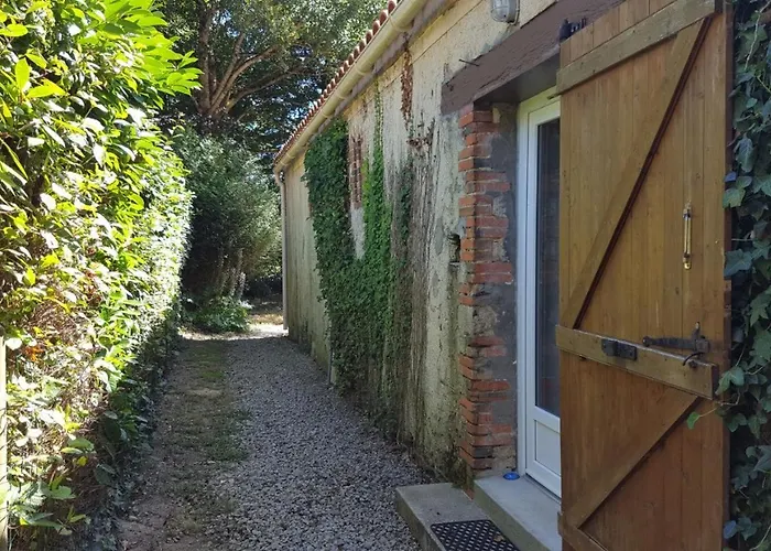 A La Campagne Proche Du Littoral *