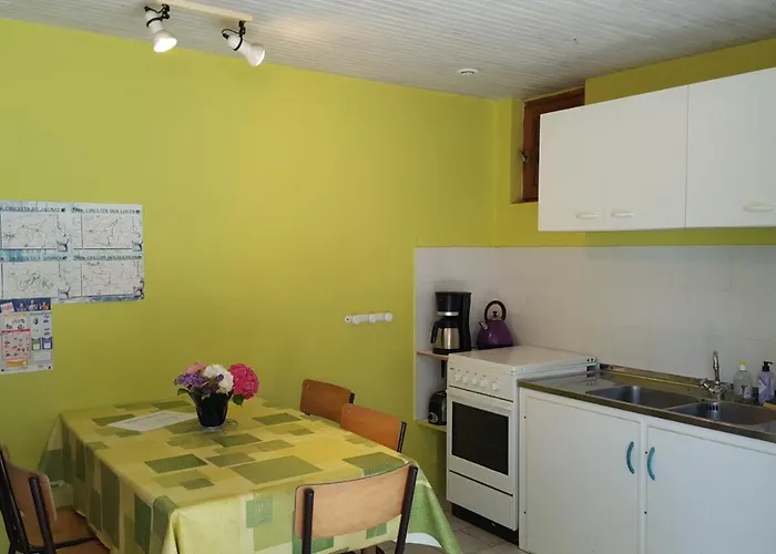 A La Campagne Proche Du Littoral *